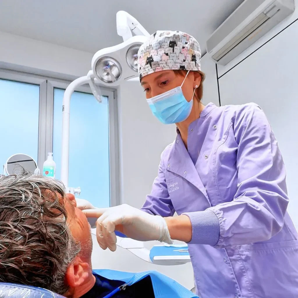 Implantologia 9 estrazione dente del giudizio a Verona